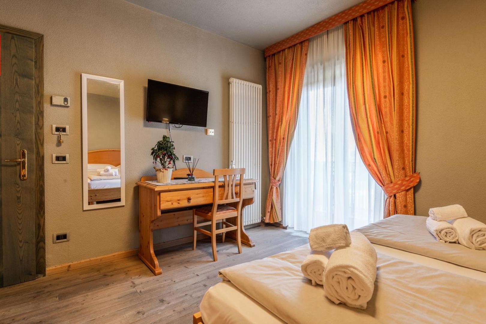 Hotel Diffuso Locanda Elisa Дімаро Екстер'єр фото